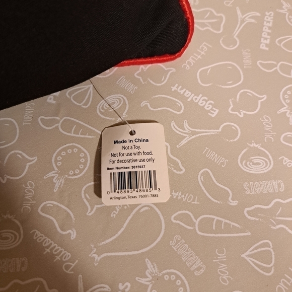 RAZ Christmas pillow is NWT - Picture 4 of 4